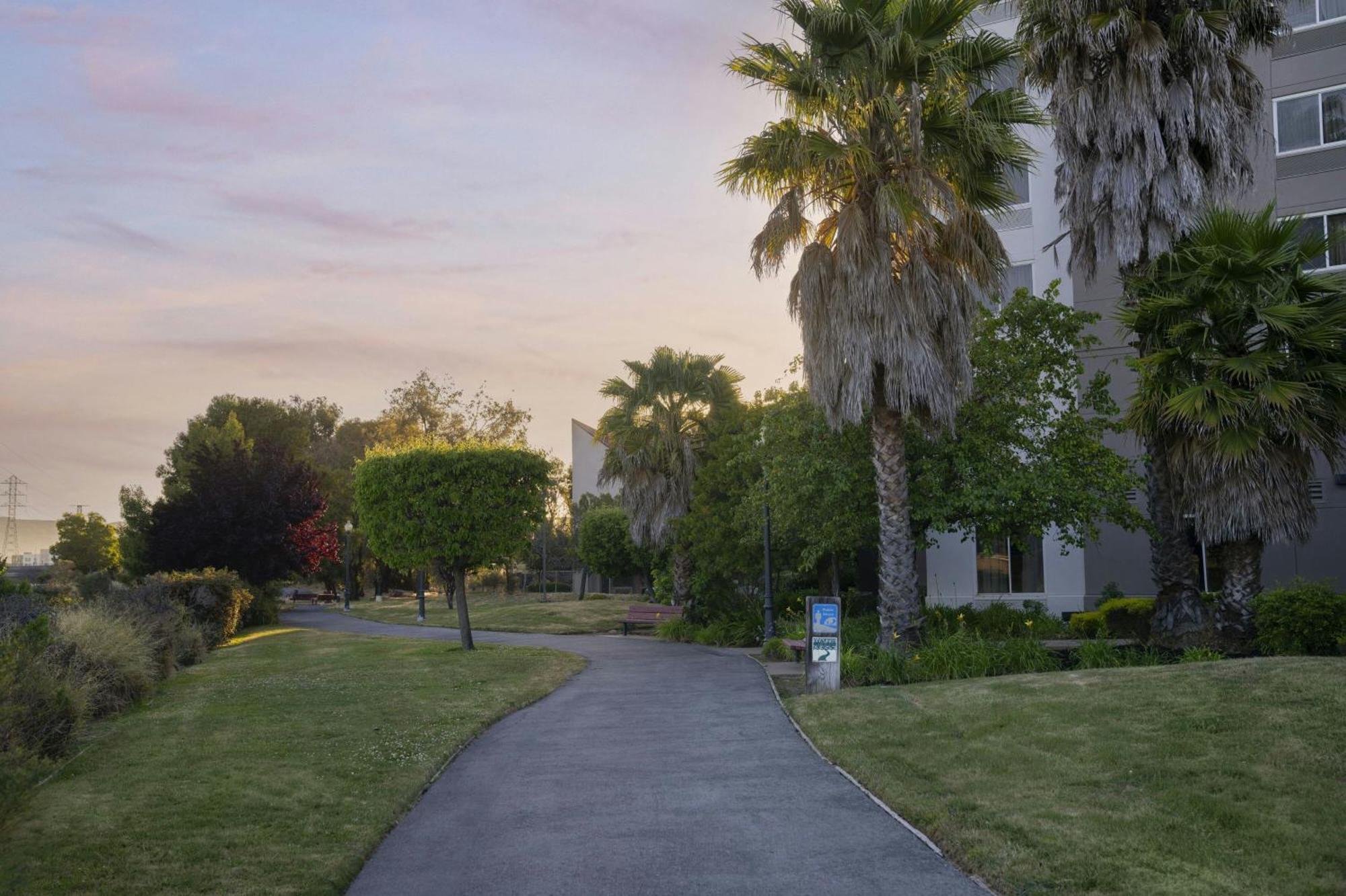 Courtyard San Francisco Airport Burlingame Ξενοδοχείο Εξωτερικό φωτογραφία